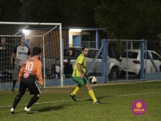
<a style='margin-left: 5px;' class='btn btn-xs btn-social btn-facebook' href='https://www.facebook.com/sharer/sharer.php?u=https://www.boladovale.com.br/imgs/800-800-90/conteudo/fotos/1189/mg6763.jpg' rel='popup' data-width='500' data-height='400'><i class='fa fa-facebook'></i>Compartilhar <span class='hidden-xs'>no Facebook</span>
</a> 
<a class='btn btn-default btn-xs' target='_blank' href='imgs/800-800-90/conteudo/fotos/1189/mg6763.jpg'>
<span class='glyphicon glyphicon-cloud-download'></span> Salvar
</a> 
<span></span>