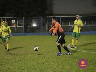 
<a style='margin-left: 5px;' class='btn btn-xs btn-social btn-facebook' href='https://www.facebook.com/sharer/sharer.php?u=https://www.boladovale.com.br/imgs/800-800-90/conteudo/fotos/1189/mg6784.jpg' rel='popup' data-width='500' data-height='400'><i class='fa fa-facebook'></i>Compartilhar <span class='hidden-xs'>no Facebook</span>
</a> 
<a class='btn btn-default btn-xs' target='_blank' href='imgs/800-800-90/conteudo/fotos/1189/mg6784.jpg'>
<span class='glyphicon glyphicon-cloud-download'></span> Salvar
</a> 
<span></span>