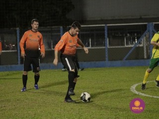 
<a style='margin-left: 5px;' class='btn btn-xs btn-social btn-facebook' href='https://www.facebook.com/sharer/sharer.php?u=https://www.boladovale.com.br/imgs/800-800-90/conteudo/fotos/1189/mg6812.jpg' rel='popup' data-width='500' data-height='400'><i class='fa fa-facebook'></i>Compartilhar <span class='hidden-xs'>no Facebook</span>
</a> 
<a class='btn btn-default btn-xs' target='_blank' href='imgs/800-800-90/conteudo/fotos/1189/mg6812.jpg'>
<span class='glyphicon glyphicon-cloud-download'></span> Salvar
</a> 
<span></span>