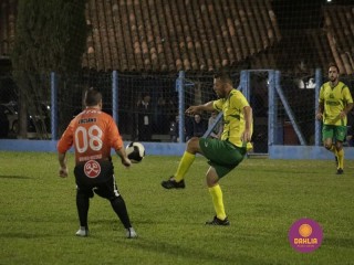 
<a style='margin-left: 5px;' class='btn btn-xs btn-social btn-facebook' href='https://www.facebook.com/sharer/sharer.php?u=https://www.boladovale.com.br/imgs/800-800-90/conteudo/fotos/1189/mg6842.jpg' rel='popup' data-width='500' data-height='400'><i class='fa fa-facebook'></i>Compartilhar <span class='hidden-xs'>no Facebook</span>
</a> 
<a class='btn btn-default btn-xs' target='_blank' href='imgs/800-800-90/conteudo/fotos/1189/mg6842.jpg'>
<span class='glyphicon glyphicon-cloud-download'></span> Salvar
</a> 
<span></span>