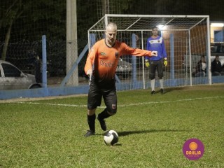 
<a style='margin-left: 5px;' class='btn btn-xs btn-social btn-facebook' href='https://www.facebook.com/sharer/sharer.php?u=https://www.boladovale.com.br/imgs/800-800-90/conteudo/fotos/1189/mg6848.jpg' rel='popup' data-width='500' data-height='400'><i class='fa fa-facebook'></i>Compartilhar <span class='hidden-xs'>no Facebook</span>
</a> 
<a class='btn btn-default btn-xs' target='_blank' href='imgs/800-800-90/conteudo/fotos/1189/mg6848.jpg'>
<span class='glyphicon glyphicon-cloud-download'></span> Salvar
</a> 
<span></span>
