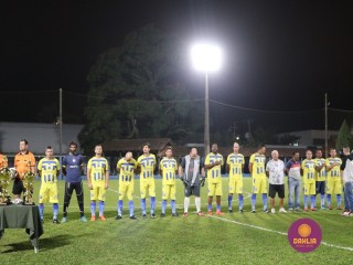 
<a style='margin-left: 5px;' class='btn btn-xs btn-social btn-facebook' href='https://www.facebook.com/sharer/sharer.php?u=https://www.boladovale.com.br/imgs/800-800-90/conteudo/fotos/1190/img6913.jpg' rel='popup' data-width='500' data-height='400'><i class='fa fa-facebook'></i>Compartilhar <span class='hidden-xs'>no Facebook</span>
</a> 
<a class='btn btn-default btn-xs' target='_blank' href='imgs/800-800-90/conteudo/fotos/1190/img6913.jpg'>
<span class='glyphicon glyphicon-cloud-download'></span> Salvar
</a> 
<span></span>