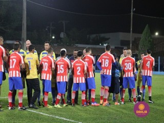 
<a style='margin-left: 5px;' class='btn btn-xs btn-social btn-facebook' href='https://www.facebook.com/sharer/sharer.php?u=https://www.boladovale.com.br/imgs/800-800-90/conteudo/fotos/1190/img6923.jpg' rel='popup' data-width='500' data-height='400'><i class='fa fa-facebook'></i>Compartilhar <span class='hidden-xs'>no Facebook</span>
</a> 
<a class='btn btn-default btn-xs' target='_blank' href='imgs/800-800-90/conteudo/fotos/1190/img6923.jpg'>
<span class='glyphicon glyphicon-cloud-download'></span> Salvar
</a> 
<span></span>