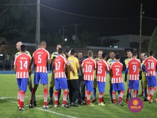
<a style='margin-left: 5px;' class='btn btn-xs btn-social btn-facebook' href='https://www.facebook.com/sharer/sharer.php?u=https://www.boladovale.com.br/imgs/800-800-90/conteudo/fotos/1190/img6926.jpg' rel='popup' data-width='500' data-height='400'><i class='fa fa-facebook'></i>Compartilhar <span class='hidden-xs'>no Facebook</span>
</a> 
<a class='btn btn-default btn-xs' target='_blank' href='imgs/800-800-90/conteudo/fotos/1190/img6926.jpg'>
<span class='glyphicon glyphicon-cloud-download'></span> Salvar
</a> 
<span></span>