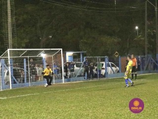 
<a style='margin-left: 5px;' class='btn btn-xs btn-social btn-facebook' href='https://www.facebook.com/sharer/sharer.php?u=https://www.boladovale.com.br/imgs/800-800-90/conteudo/fotos/1190/mg7033.jpg' rel='popup' data-width='500' data-height='400'><i class='fa fa-facebook'></i>Compartilhar <span class='hidden-xs'>no Facebook</span>
</a> 
<a class='btn btn-default btn-xs' target='_blank' href='imgs/800-800-90/conteudo/fotos/1190/mg7033.jpg'>
<span class='glyphicon glyphicon-cloud-download'></span> Salvar
</a> 
<span></span>