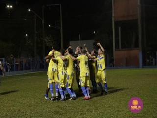 
<a style='margin-left: 5px;' class='btn btn-xs btn-social btn-facebook' href='https://www.facebook.com/sharer/sharer.php?u=https://www.boladovale.com.br/imgs/800-800-90/conteudo/fotos/1190/mg7070.jpg' rel='popup' data-width='500' data-height='400'><i class='fa fa-facebook'></i>Compartilhar <span class='hidden-xs'>no Facebook</span>
</a> 
<a class='btn btn-default btn-xs' target='_blank' href='imgs/800-800-90/conteudo/fotos/1190/mg7070.jpg'>
<span class='glyphicon glyphicon-cloud-download'></span> Salvar
</a> 
<span></span>