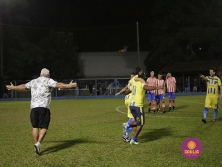 
<a style='margin-left: 5px;' class='btn btn-xs btn-social btn-facebook' href='https://www.facebook.com/sharer/sharer.php?u=https://www.boladovale.com.br/imgs/800-800-90/conteudo/fotos/1190/mg7076.jpg' rel='popup' data-width='500' data-height='400'><i class='fa fa-facebook'></i>Compartilhar <span class='hidden-xs'>no Facebook</span>
</a> 
<a class='btn btn-default btn-xs' target='_blank' href='imgs/800-800-90/conteudo/fotos/1190/mg7076.jpg'>
<span class='glyphicon glyphicon-cloud-download'></span> Salvar
</a> 
<span></span>
