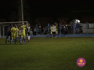 
<a style='margin-left: 5px;' class='btn btn-xs btn-social btn-facebook' href='https://www.facebook.com/sharer/sharer.php?u=https://www.boladovale.com.br/imgs/800-800-90/conteudo/fotos/1190/mg7081.jpg' rel='popup' data-width='500' data-height='400'><i class='fa fa-facebook'></i>Compartilhar <span class='hidden-xs'>no Facebook</span>
</a> 
<a class='btn btn-default btn-xs' target='_blank' href='imgs/800-800-90/conteudo/fotos/1190/mg7081.jpg'>
<span class='glyphicon glyphicon-cloud-download'></span> Salvar
</a> 
<span></span>