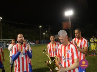 
<a style='margin-left: 5px;' class='btn btn-xs btn-social btn-facebook' href='https://www.facebook.com/sharer/sharer.php?u=https://www.boladovale.com.br/imgs/800-800-90/conteudo/fotos/1191/img7102.jpg' rel='popup' data-width='500' data-height='400'><i class='fa fa-facebook'></i>Compartilhar <span class='hidden-xs'>no Facebook</span>
</a> 
<a class='btn btn-default btn-xs' target='_blank' href='imgs/800-800-90/conteudo/fotos/1191/img7102.jpg'>
<span class='glyphicon glyphicon-cloud-download'></span> Salvar
</a> 
<span></span>
