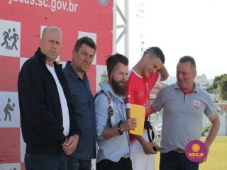 
<a style='margin-left: 5px;' class='btn btn-xs btn-social btn-facebook' href='https://www.facebook.com/sharer/sharer.php?u=https://www.boladovale.com.br/imgs/800-800-90/conteudo/fotos/1196/img5600.jpg' rel='popup' data-width='500' data-height='400'><i class='fa fa-facebook'></i>Compartilhar <span class='hidden-xs'>no Facebook</span>
</a> 
<a class='btn btn-default btn-xs' target='_blank' href='imgs/800-800-90/conteudo/fotos/1196/img5600.jpg'>
<span class='glyphicon glyphicon-cloud-download'></span> Salvar
</a> 
<span></span>