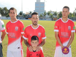 
<a style='margin-left: 5px;' class='btn btn-xs btn-social btn-facebook' href='https://www.facebook.com/sharer/sharer.php?u=https://www.boladovale.com.br/imgs/800-800-90/conteudo/fotos/1197/img7696.jpg' rel='popup' data-width='500' data-height='400'><i class='fa fa-facebook'></i>Compartilhar <span class='hidden-xs'>no Facebook</span>
</a> 
<a class='btn btn-default btn-xs' target='_blank' href='imgs/800-800-90/conteudo/fotos/1197/img7696.jpg'>
<span class='glyphicon glyphicon-cloud-download'></span> Salvar
</a> 
<span></span>