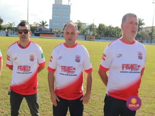 
<a style='margin-left: 5px;' class='btn btn-xs btn-social btn-facebook' href='https://www.facebook.com/sharer/sharer.php?u=https://www.boladovale.com.br/imgs/800-800-90/conteudo/fotos/1197/img7697.jpg' rel='popup' data-width='500' data-height='400'><i class='fa fa-facebook'></i>Compartilhar <span class='hidden-xs'>no Facebook</span>
</a> 
<a class='btn btn-default btn-xs' target='_blank' href='imgs/800-800-90/conteudo/fotos/1197/img7697.jpg'>
<span class='glyphicon glyphicon-cloud-download'></span> Salvar
</a> 
<span></span>