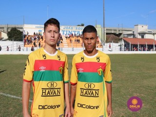 
<a style='margin-left: 5px;' class='btn btn-xs btn-social btn-facebook' href='https://www.facebook.com/sharer/sharer.php?u=https://www.boladovale.com.br/imgs/800-800-90/conteudo/fotos/1197/img7721.jpg' rel='popup' data-width='500' data-height='400'><i class='fa fa-facebook'></i>Compartilhar <span class='hidden-xs'>no Facebook</span>
</a> 
<a class='btn btn-default btn-xs' target='_blank' href='imgs/800-800-90/conteudo/fotos/1197/img7721.jpg'>
<span class='glyphicon glyphicon-cloud-download'></span> Salvar
</a> 
<span></span>