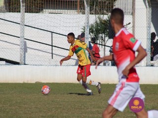 
<a style='margin-left: 5px;' class='btn btn-xs btn-social btn-facebook' href='https://www.facebook.com/sharer/sharer.php?u=https://www.boladovale.com.br/imgs/800-800-90/conteudo/fotos/1197/img7730.jpg' rel='popup' data-width='500' data-height='400'><i class='fa fa-facebook'></i>Compartilhar <span class='hidden-xs'>no Facebook</span>
</a> 
<a class='btn btn-default btn-xs' target='_blank' href='imgs/800-800-90/conteudo/fotos/1197/img7730.jpg'>
<span class='glyphicon glyphicon-cloud-download'></span> Salvar
</a> 
<span></span>