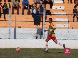 
<a style='margin-left: 5px;' class='btn btn-xs btn-social btn-facebook' href='https://www.facebook.com/sharer/sharer.php?u=https://www.boladovale.com.br/imgs/800-800-90/conteudo/fotos/1197/img7731.jpg' rel='popup' data-width='500' data-height='400'><i class='fa fa-facebook'></i>Compartilhar <span class='hidden-xs'>no Facebook</span>
</a> 
<a class='btn btn-default btn-xs' target='_blank' href='imgs/800-800-90/conteudo/fotos/1197/img7731.jpg'>
<span class='glyphicon glyphicon-cloud-download'></span> Salvar
</a> 
<span></span>