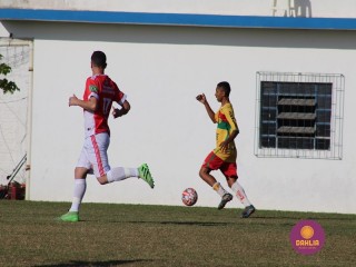 
<a style='margin-left: 5px;' class='btn btn-xs btn-social btn-facebook' href='https://www.facebook.com/sharer/sharer.php?u=https://www.boladovale.com.br/imgs/800-800-90/conteudo/fotos/1197/img7741.jpg' rel='popup' data-width='500' data-height='400'><i class='fa fa-facebook'></i>Compartilhar <span class='hidden-xs'>no Facebook</span>
</a> 
<a class='btn btn-default btn-xs' target='_blank' href='imgs/800-800-90/conteudo/fotos/1197/img7741.jpg'>
<span class='glyphicon glyphicon-cloud-download'></span> Salvar
</a> 
<span></span>