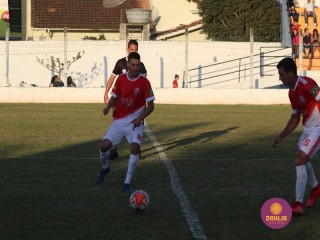 
<a style='margin-left: 5px;' class='btn btn-xs btn-social btn-facebook' href='https://www.facebook.com/sharer/sharer.php?u=https://www.boladovale.com.br/imgs/800-800-90/conteudo/fotos/1197/img7792.jpg' rel='popup' data-width='500' data-height='400'><i class='fa fa-facebook'></i>Compartilhar <span class='hidden-xs'>no Facebook</span>
</a> 
<a class='btn btn-default btn-xs' target='_blank' href='imgs/800-800-90/conteudo/fotos/1197/img7792.jpg'>
<span class='glyphicon glyphicon-cloud-download'></span> Salvar
</a> 
<span></span>