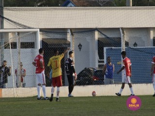
<a style='margin-left: 5px;' class='btn btn-xs btn-social btn-facebook' href='https://www.facebook.com/sharer/sharer.php?u=https://www.boladovale.com.br/imgs/800-800-90/conteudo/fotos/1197/mg7828.jpg' rel='popup' data-width='500' data-height='400'><i class='fa fa-facebook'></i>Compartilhar <span class='hidden-xs'>no Facebook</span>
</a> 
<a class='btn btn-default btn-xs' target='_blank' href='imgs/800-800-90/conteudo/fotos/1197/mg7828.jpg'>
<span class='glyphicon glyphicon-cloud-download'></span> Salvar
</a> 
<span></span>