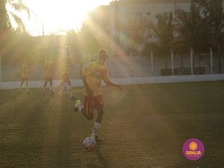 
<a style='margin-left: 5px;' class='btn btn-xs btn-social btn-facebook' href='https://www.facebook.com/sharer/sharer.php?u=https://www.boladovale.com.br/imgs/800-800-90/conteudo/fotos/1197/mg7849.jpg' rel='popup' data-width='500' data-height='400'><i class='fa fa-facebook'></i>Compartilhar <span class='hidden-xs'>no Facebook</span>
</a> 
<a class='btn btn-default btn-xs' target='_blank' href='imgs/800-800-90/conteudo/fotos/1197/mg7849.jpg'>
<span class='glyphicon glyphicon-cloud-download'></span> Salvar
</a> 
<span></span>