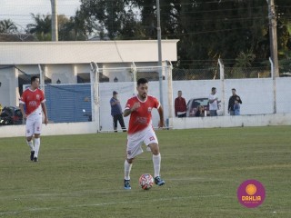 
<a style='margin-left: 5px;' class='btn btn-xs btn-social btn-facebook' href='https://www.facebook.com/sharer/sharer.php?u=https://www.boladovale.com.br/imgs/800-800-90/conteudo/fotos/1197/mg7853.jpg' rel='popup' data-width='500' data-height='400'><i class='fa fa-facebook'></i>Compartilhar <span class='hidden-xs'>no Facebook</span>
</a> 
<a class='btn btn-default btn-xs' target='_blank' href='imgs/800-800-90/conteudo/fotos/1197/mg7853.jpg'>
<span class='glyphicon glyphicon-cloud-download'></span> Salvar
</a> 
<span></span>