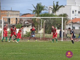 
<a style='margin-left: 5px;' class='btn btn-xs btn-social btn-facebook' href='https://www.facebook.com/sharer/sharer.php?u=https://www.boladovale.com.br/imgs/800-800-90/conteudo/fotos/1198/dsc00805.jpg' rel='popup' data-width='500' data-height='400'><i class='fa fa-facebook'></i>Compartilhar <span class='hidden-xs'>no Facebook</span>
</a> 
<a class='btn btn-default btn-xs' target='_blank' href='imgs/800-800-90/conteudo/fotos/1198/dsc00805.jpg'>
<span class='glyphicon glyphicon-cloud-download'></span> Salvar
</a> 
<span></span>