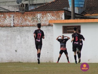 
<a style='margin-left: 5px;' class='btn btn-xs btn-social btn-facebook' href='https://www.facebook.com/sharer/sharer.php?u=https://www.boladovale.com.br/imgs/800-800-90/conteudo/fotos/1199/img5673.jpg' rel='popup' data-width='500' data-height='400'><i class='fa fa-facebook'></i>Compartilhar <span class='hidden-xs'>no Facebook</span>
</a> 
<a class='btn btn-default btn-xs' target='_blank' href='imgs/800-800-90/conteudo/fotos/1199/img5673.jpg'>
<span class='glyphicon glyphicon-cloud-download'></span> Salvar
</a> 
<span></span>