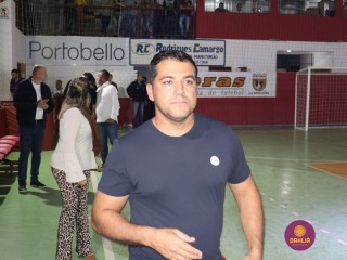 
<a style='margin-left: 5px;' class='btn btn-xs btn-social btn-facebook' href='https://www.facebook.com/sharer/sharer.php?u=https://www.boladovale.com.br/imgs/800-800-90/conteudo/fotos/1200/img9090.jpg' rel='popup' data-width='500' data-height='400'><i class='fa fa-facebook'></i>Compartilhar <span class='hidden-xs'>no Facebook</span>
</a> 
<a class='btn btn-default btn-xs' target='_blank' href='imgs/800-800-90/conteudo/fotos/1200/img9090.jpg'>
<span class='glyphicon glyphicon-cloud-download'></span> Salvar
</a> 
<span></span>