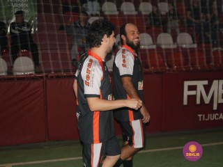 
<a style='margin-left: 5px;' class='btn btn-xs btn-social btn-facebook' href='https://www.facebook.com/sharer/sharer.php?u=https://www.boladovale.com.br/imgs/800-800-90/conteudo/fotos/1200/img9110.jpg' rel='popup' data-width='500' data-height='400'><i class='fa fa-facebook'></i>Compartilhar <span class='hidden-xs'>no Facebook</span>
</a> 
<a class='btn btn-default btn-xs' target='_blank' href='imgs/800-800-90/conteudo/fotos/1200/img9110.jpg'>
<span class='glyphicon glyphicon-cloud-download'></span> Salvar
</a> 
<span></span>