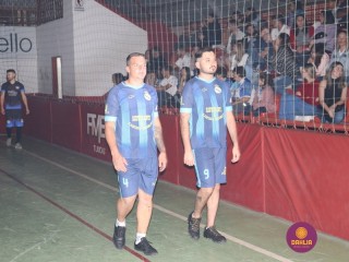 
<a style='margin-left: 5px;' class='btn btn-xs btn-social btn-facebook' href='https://www.facebook.com/sharer/sharer.php?u=https://www.boladovale.com.br/imgs/800-800-90/conteudo/fotos/1200/img9117.jpg' rel='popup' data-width='500' data-height='400'><i class='fa fa-facebook'></i>Compartilhar <span class='hidden-xs'>no Facebook</span>
</a> 
<a class='btn btn-default btn-xs' target='_blank' href='imgs/800-800-90/conteudo/fotos/1200/img9117.jpg'>
<span class='glyphicon glyphicon-cloud-download'></span> Salvar
</a> 
<span></span>