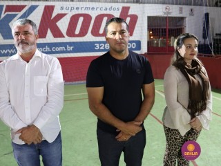 
<a style='margin-left: 5px;' class='btn btn-xs btn-social btn-facebook' href='https://www.facebook.com/sharer/sharer.php?u=https://www.boladovale.com.br/imgs/800-800-90/conteudo/fotos/1200/img9225.jpg' rel='popup' data-width='500' data-height='400'><i class='fa fa-facebook'></i>Compartilhar <span class='hidden-xs'>no Facebook</span>
</a> 
<a class='btn btn-default btn-xs' target='_blank' href='imgs/800-800-90/conteudo/fotos/1200/img9225.jpg'>
<span class='glyphicon glyphicon-cloud-download'></span> Salvar
</a> 
<span></span>