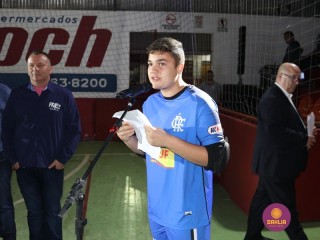 
<a style='margin-left: 5px;' class='btn btn-xs btn-social btn-facebook' href='https://www.facebook.com/sharer/sharer.php?u=https://www.boladovale.com.br/imgs/800-800-90/conteudo/fotos/1200/img9236.jpg' rel='popup' data-width='500' data-height='400'><i class='fa fa-facebook'></i>Compartilhar <span class='hidden-xs'>no Facebook</span>
</a> 
<a class='btn btn-default btn-xs' target='_blank' href='imgs/800-800-90/conteudo/fotos/1200/img9236.jpg'>
<span class='glyphicon glyphicon-cloud-download'></span> Salvar
</a> 
<span></span>