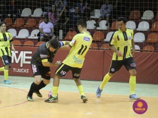 
<a style='margin-left: 5px;' class='btn btn-xs btn-social btn-facebook' href='https://www.facebook.com/sharer/sharer.php?u=https://www.boladovale.com.br/imgs/800-800-90/conteudo/fotos/1202/img9394.jpg' rel='popup' data-width='500' data-height='400'><i class='fa fa-facebook'></i>Compartilhar <span class='hidden-xs'>no Facebook</span>
</a> 
<a class='btn btn-default btn-xs' target='_blank' href='imgs/800-800-90/conteudo/fotos/1202/img9394.jpg'>
<span class='glyphicon glyphicon-cloud-download'></span> Salvar
</a> 
<span></span>