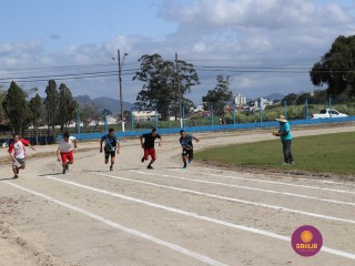 
<a style='margin-left: 5px;' class='btn btn-xs btn-social btn-facebook' href='https://www.facebook.com/sharer/sharer.php?u=https://www.boladovale.com.br/imgs/800-800-90/conteudo/fotos/1203/img8914.jpg' rel='popup' data-width='500' data-height='400'><i class='fa fa-facebook'></i>Compartilhar <span class='hidden-xs'>no Facebook</span>
</a> 
<a class='btn btn-default btn-xs' target='_blank' href='imgs/800-800-90/conteudo/fotos/1203/img8914.jpg'>
<span class='glyphicon glyphicon-cloud-download'></span> Salvar
</a> 
<span></span>