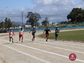 
<a style='margin-left: 5px;' class='btn btn-xs btn-social btn-facebook' href='https://www.facebook.com/sharer/sharer.php?u=https://www.boladovale.com.br/imgs/800-800-90/conteudo/fotos/1203/img8915.jpg' rel='popup' data-width='500' data-height='400'><i class='fa fa-facebook'></i>Compartilhar <span class='hidden-xs'>no Facebook</span>
</a> 
<a class='btn btn-default btn-xs' target='_blank' href='imgs/800-800-90/conteudo/fotos/1203/img8915.jpg'>
<span class='glyphicon glyphicon-cloud-download'></span> Salvar
</a> 
<span></span>