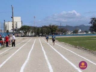 
<a style='margin-left: 5px;' class='btn btn-xs btn-social btn-facebook' href='https://www.facebook.com/sharer/sharer.php?u=https://www.boladovale.com.br/imgs/800-800-90/conteudo/fotos/1203/img8944.jpg' rel='popup' data-width='500' data-height='400'><i class='fa fa-facebook'></i>Compartilhar <span class='hidden-xs'>no Facebook</span>
</a> 
<a class='btn btn-default btn-xs' target='_blank' href='imgs/800-800-90/conteudo/fotos/1203/img8944.jpg'>
<span class='glyphicon glyphicon-cloud-download'></span> Salvar
</a> 
<span></span>