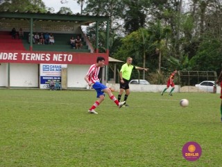
<a style='margin-left: 5px;' class='btn btn-xs btn-social btn-facebook' href='https://www.facebook.com/sharer/sharer.php?u=https://www.boladovale.com.br/imgs/800-800-90/conteudo/fotos/1205/dsc00919.jpg' rel='popup' data-width='500' data-height='400'><i class='fa fa-facebook'></i>Compartilhar <span class='hidden-xs'>no Facebook</span>
</a> 
<a class='btn btn-default btn-xs' target='_blank' href='imgs/800-800-90/conteudo/fotos/1205/dsc00919.jpg'>
<span class='glyphicon glyphicon-cloud-download'></span> Salvar
</a> 
<span></span>