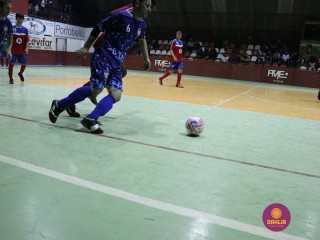 
<a style='margin-left: 5px;' class='btn btn-xs btn-social btn-facebook' href='https://www.facebook.com/sharer/sharer.php?u=https://www.boladovale.com.br/imgs/800-800-90/conteudo/fotos/1209/img9837.jpg' rel='popup' data-width='500' data-height='400'><i class='fa fa-facebook'></i>Compartilhar <span class='hidden-xs'>no Facebook</span>
</a> 
<a class='btn btn-default btn-xs' target='_blank' href='imgs/800-800-90/conteudo/fotos/1209/img9837.jpg'>
<span class='glyphicon glyphicon-cloud-download'></span> Salvar
</a> 
<span></span>