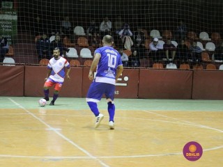 
<a style='margin-left: 5px;' class='btn btn-xs btn-social btn-facebook' href='https://www.facebook.com/sharer/sharer.php?u=https://www.boladovale.com.br/imgs/800-800-90/conteudo/fotos/1210/img9864.jpg' rel='popup' data-width='500' data-height='400'><i class='fa fa-facebook'></i>Compartilhar <span class='hidden-xs'>no Facebook</span>
</a> 
<a class='btn btn-default btn-xs' target='_blank' href='imgs/800-800-90/conteudo/fotos/1210/img9864.jpg'>
<span class='glyphicon glyphicon-cloud-download'></span> Salvar
</a> 
<span></span>