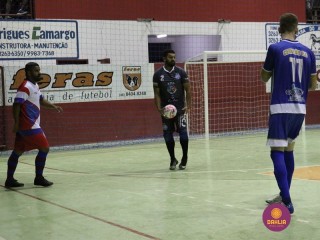 
<a style='margin-left: 5px;' class='btn btn-xs btn-social btn-facebook' href='https://www.facebook.com/sharer/sharer.php?u=https://www.boladovale.com.br/imgs/800-800-90/conteudo/fotos/1210/img9880.jpg' rel='popup' data-width='500' data-height='400'><i class='fa fa-facebook'></i>Compartilhar <span class='hidden-xs'>no Facebook</span>
</a> 
<a class='btn btn-default btn-xs' target='_blank' href='imgs/800-800-90/conteudo/fotos/1210/img9880.jpg'>
<span class='glyphicon glyphicon-cloud-download'></span> Salvar
</a> 
<span></span>