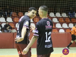 
<a style='margin-left: 5px;' class='btn btn-xs btn-social btn-facebook' href='https://www.facebook.com/sharer/sharer.php?u=https://www.boladovale.com.br/imgs/800-800-90/conteudo/fotos/1216/img0156.jpg' rel='popup' data-width='500' data-height='400'><i class='fa fa-facebook'></i>Compartilhar <span class='hidden-xs'>no Facebook</span>
</a> 
<a class='btn btn-default btn-xs' target='_blank' href='imgs/800-800-90/conteudo/fotos/1216/img0156.jpg'>
<span class='glyphicon glyphicon-cloud-download'></span> Salvar
</a> 
<span></span>