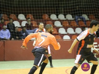 
<a style='margin-left: 5px;' class='btn btn-xs btn-social btn-facebook' href='https://www.facebook.com/sharer/sharer.php?u=https://www.boladovale.com.br/imgs/800-800-90/conteudo/fotos/1217/img0229.jpg' rel='popup' data-width='500' data-height='400'><i class='fa fa-facebook'></i>Compartilhar <span class='hidden-xs'>no Facebook</span>
</a> 
<a class='btn btn-default btn-xs' target='_blank' href='imgs/800-800-90/conteudo/fotos/1217/img0229.jpg'>
<span class='glyphicon glyphicon-cloud-download'></span> Salvar
</a> 
<span></span>