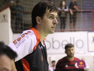 
<a style='margin-left: 5px;' class='btn btn-xs btn-social btn-facebook' href='https://www.facebook.com/sharer/sharer.php?u=https://www.boladovale.com.br/imgs/800-800-90/conteudo/fotos/1217/img0255.jpg' rel='popup' data-width='500' data-height='400'><i class='fa fa-facebook'></i>Compartilhar <span class='hidden-xs'>no Facebook</span>
</a> 
<a class='btn btn-default btn-xs' target='_blank' href='imgs/800-800-90/conteudo/fotos/1217/img0255.jpg'>
<span class='glyphicon glyphicon-cloud-download'></span> Salvar
</a> 
<span></span>