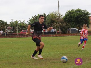 
<a style='margin-left: 5px;' class='btn btn-xs btn-social btn-facebook' href='https://www.facebook.com/sharer/sharer.php?u=https://www.boladovale.com.br/imgs/800-800-90/conteudo/fotos/1219/img0356.jpg' rel='popup' data-width='500' data-height='400'><i class='fa fa-facebook'></i>Compartilhar <span class='hidden-xs'>no Facebook</span>
</a> 
<a class='btn btn-default btn-xs' target='_blank' href='imgs/800-800-90/conteudo/fotos/1219/img0356.jpg'>
<span class='glyphicon glyphicon-cloud-download'></span> Salvar
</a> 
<span></span>