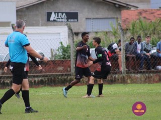 
<a style='margin-left: 5px;' class='btn btn-xs btn-social btn-facebook' href='https://www.facebook.com/sharer/sharer.php?u=https://www.boladovale.com.br/imgs/800-800-90/conteudo/fotos/1219/img0468.jpg' rel='popup' data-width='500' data-height='400'><i class='fa fa-facebook'></i>Compartilhar <span class='hidden-xs'>no Facebook</span>
</a> 
<a class='btn btn-default btn-xs' target='_blank' href='imgs/800-800-90/conteudo/fotos/1219/img0468.jpg'>
<span class='glyphicon glyphicon-cloud-download'></span> Salvar
</a> 
<span></span>