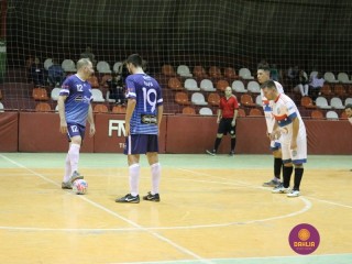 
<a style='margin-left: 5px;' class='btn btn-xs btn-social btn-facebook' href='https://www.facebook.com/sharer/sharer.php?u=https://www.boladovale.com.br/imgs/800-800-90/conteudo/fotos/1221/img8886.jpg' rel='popup' data-width='500' data-height='400'><i class='fa fa-facebook'></i>Compartilhar <span class='hidden-xs'>no Facebook</span>
</a> 
<a class='btn btn-default btn-xs' target='_blank' href='imgs/800-800-90/conteudo/fotos/1221/img8886.jpg'>
<span class='glyphicon glyphicon-cloud-download'></span> Salvar
</a> 
<span></span>