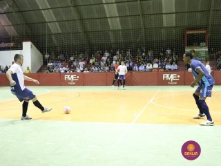 
<a style='margin-left: 5px;' class='btn btn-xs btn-social btn-facebook' href='https://www.facebook.com/sharer/sharer.php?u=https://www.boladovale.com.br/imgs/800-800-90/conteudo/fotos/1222/img8959.jpg' rel='popup' data-width='500' data-height='400'><i class='fa fa-facebook'></i>Compartilhar <span class='hidden-xs'>no Facebook</span>
</a> 
<a class='btn btn-default btn-xs' target='_blank' href='imgs/800-800-90/conteudo/fotos/1222/img8959.jpg'>
<span class='glyphicon glyphicon-cloud-download'></span> Salvar
</a> 
<span></span>