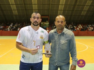 
<a style='margin-left: 5px;' class='btn btn-xs btn-social btn-facebook' href='https://www.facebook.com/sharer/sharer.php?u=https://www.boladovale.com.br/imgs/800-800-90/conteudo/fotos/1222/img8980.jpg' rel='popup' data-width='500' data-height='400'><i class='fa fa-facebook'></i>Compartilhar <span class='hidden-xs'>no Facebook</span>
</a> 
<a class='btn btn-default btn-xs' target='_blank' href='imgs/800-800-90/conteudo/fotos/1222/img8980.jpg'>
<span class='glyphicon glyphicon-cloud-download'></span> Salvar
</a> 
<span></span>