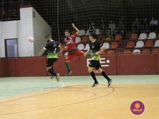 
<a style='margin-left: 5px;' class='btn btn-xs btn-social btn-facebook' href='https://www.facebook.com/sharer/sharer.php?u=https://www.boladovale.com.br/imgs/800-800-90/conteudo/fotos/1223/img9028.jpg' rel='popup' data-width='500' data-height='400'><i class='fa fa-facebook'></i>Compartilhar <span class='hidden-xs'>no Facebook</span>
</a> 
<a class='btn btn-default btn-xs' target='_blank' href='imgs/800-800-90/conteudo/fotos/1223/img9028.jpg'>
<span class='glyphicon glyphicon-cloud-download'></span> Salvar
</a> 
<span></span>