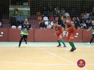 
<a style='margin-left: 5px;' class='btn btn-xs btn-social btn-facebook' href='https://www.facebook.com/sharer/sharer.php?u=https://www.boladovale.com.br/imgs/800-800-90/conteudo/fotos/1223/img9039.jpg' rel='popup' data-width='500' data-height='400'><i class='fa fa-facebook'></i>Compartilhar <span class='hidden-xs'>no Facebook</span>
</a> 
<a class='btn btn-default btn-xs' target='_blank' href='imgs/800-800-90/conteudo/fotos/1223/img9039.jpg'>
<span class='glyphicon glyphicon-cloud-download'></span> Salvar
</a> 
<span></span>