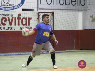 
<a style='margin-left: 5px;' class='btn btn-xs btn-social btn-facebook' href='https://www.facebook.com/sharer/sharer.php?u=https://www.boladovale.com.br/imgs/800-800-90/conteudo/fotos/1225/img9194.jpg' rel='popup' data-width='500' data-height='400'><i class='fa fa-facebook'></i>Compartilhar <span class='hidden-xs'>no Facebook</span>
</a> 
<a class='btn btn-default btn-xs' target='_blank' href='imgs/800-800-90/conteudo/fotos/1225/img9194.jpg'>
<span class='glyphicon glyphicon-cloud-download'></span> Salvar
</a> 
<span></span>